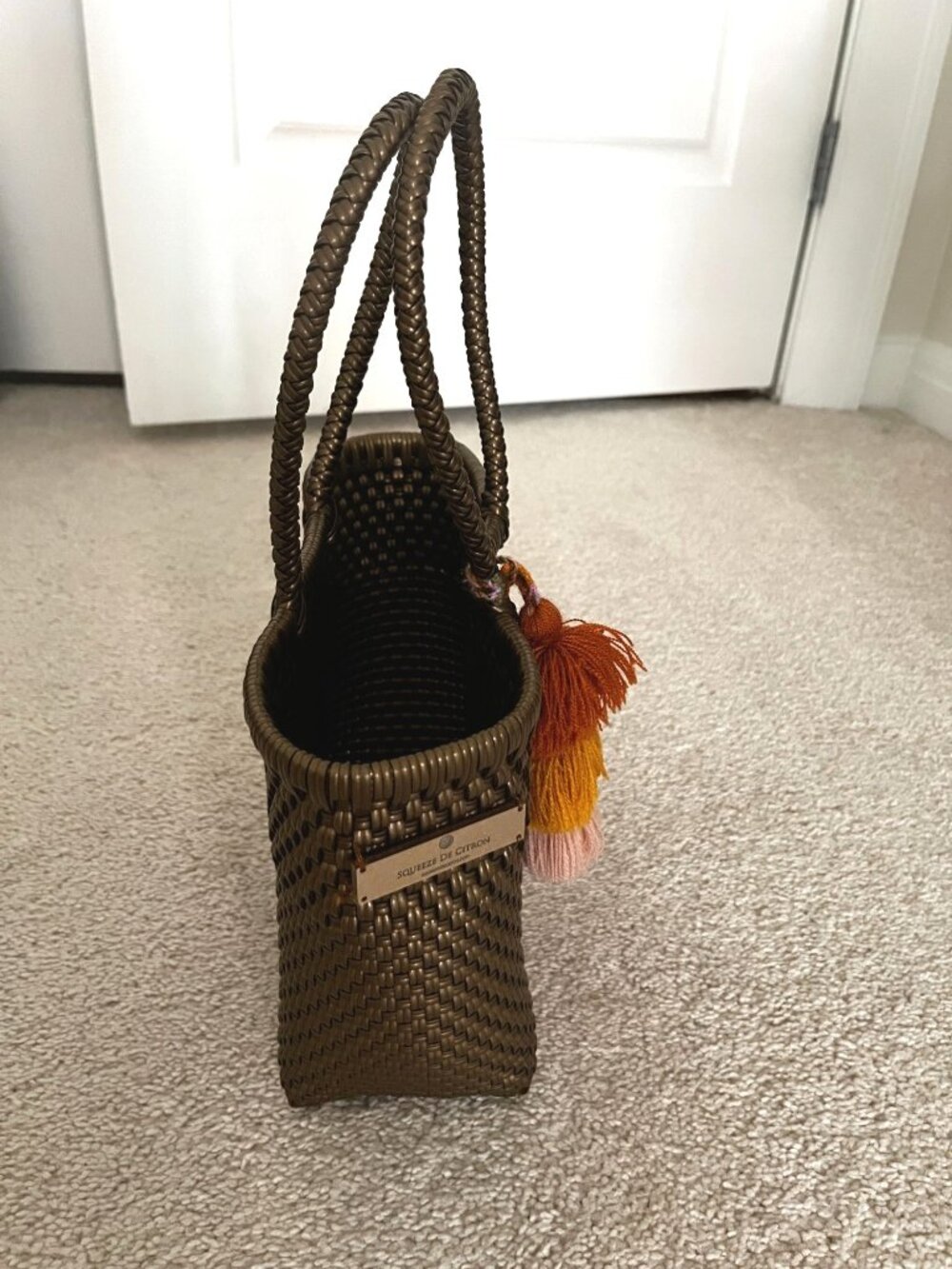 Squeeze De Citron Bronze Woven Mini Top Handle Tote - Picture 4 of 8
